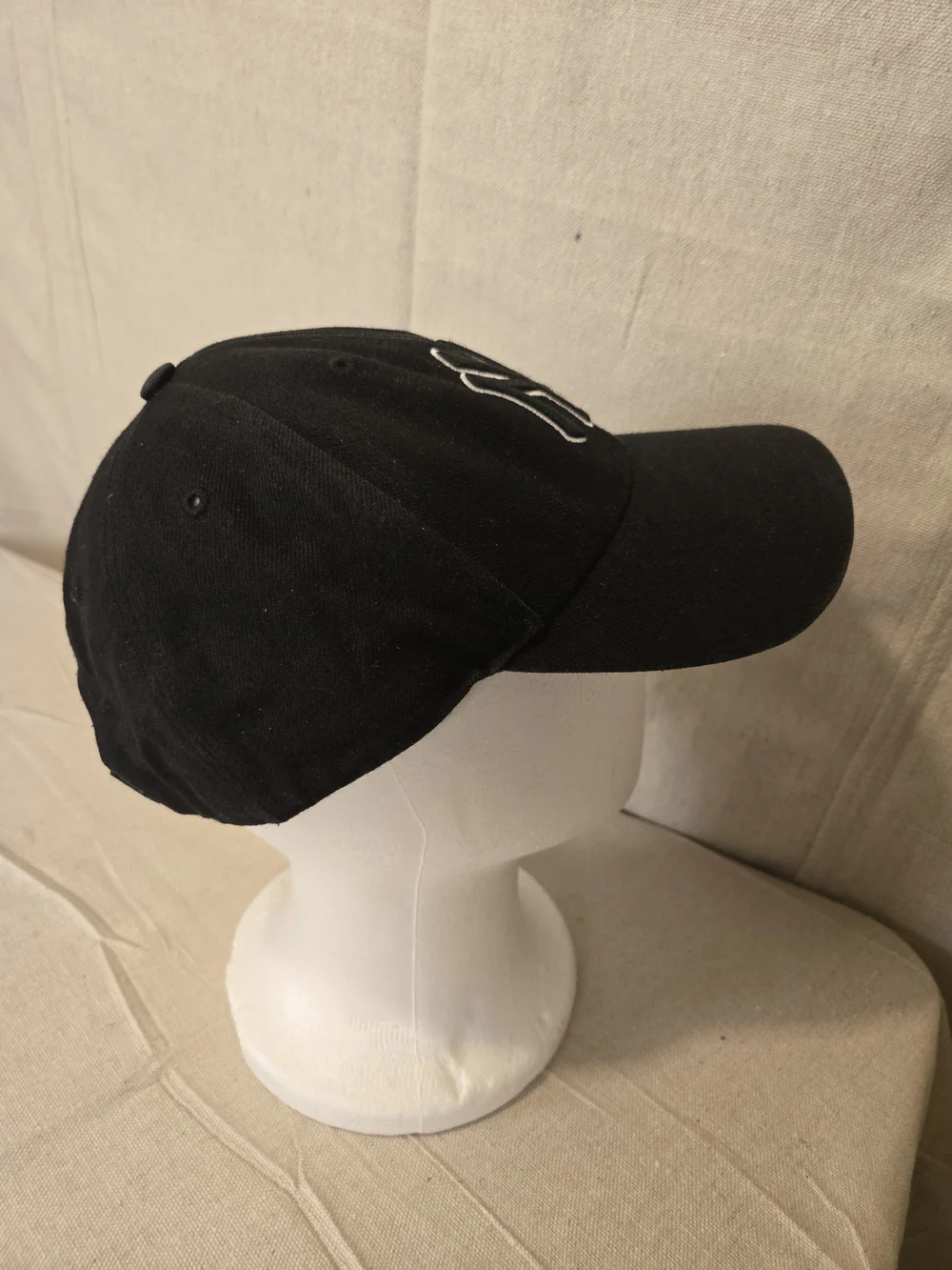 47 York Yankees Black Adjustable Baseball Cap OSFA - Picture 5 of 8